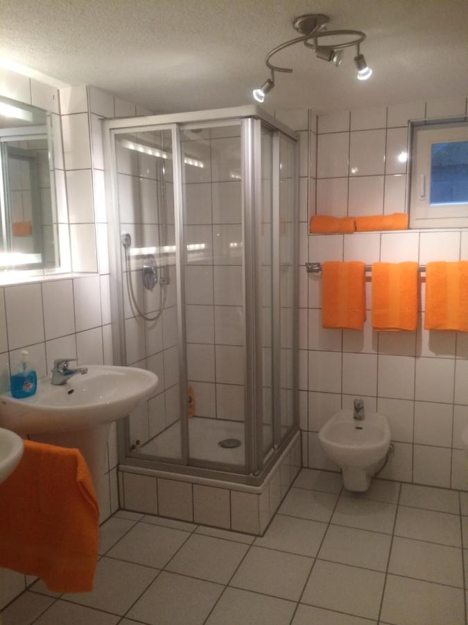 Sions Grosse Ferienwohnung Ferienwohnung Mit 3 Schlafzimmer, 2 Km Bis Zum Europapark Rust Капел-Графенхаузен Екстериор снимка